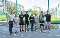 Кметът на София Йорданка Фандъкова посети обновеното спортно игрище в 101 СУ „Бачо Киро“ днес